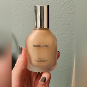Haus Labs Shade 100 Light Neutral Triclone Skin Tech Foundation